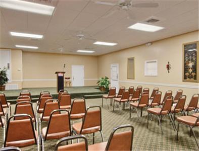 Ramada Ltd. Conference Center Hotel Tifton Létesítmények fotó